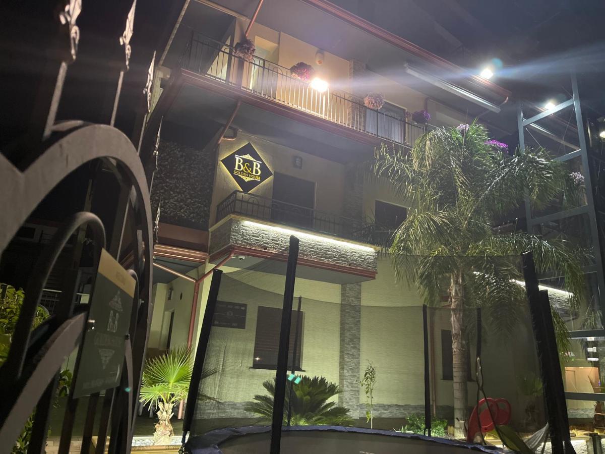B&B Golden House & Spa Rose Экстерьер фото