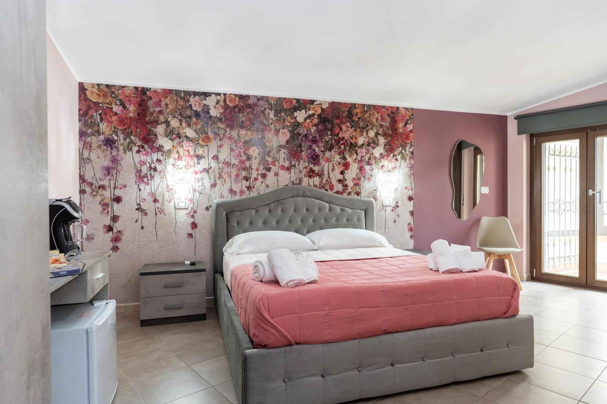 B&B Golden House & Spa Rose Экстерьер фото