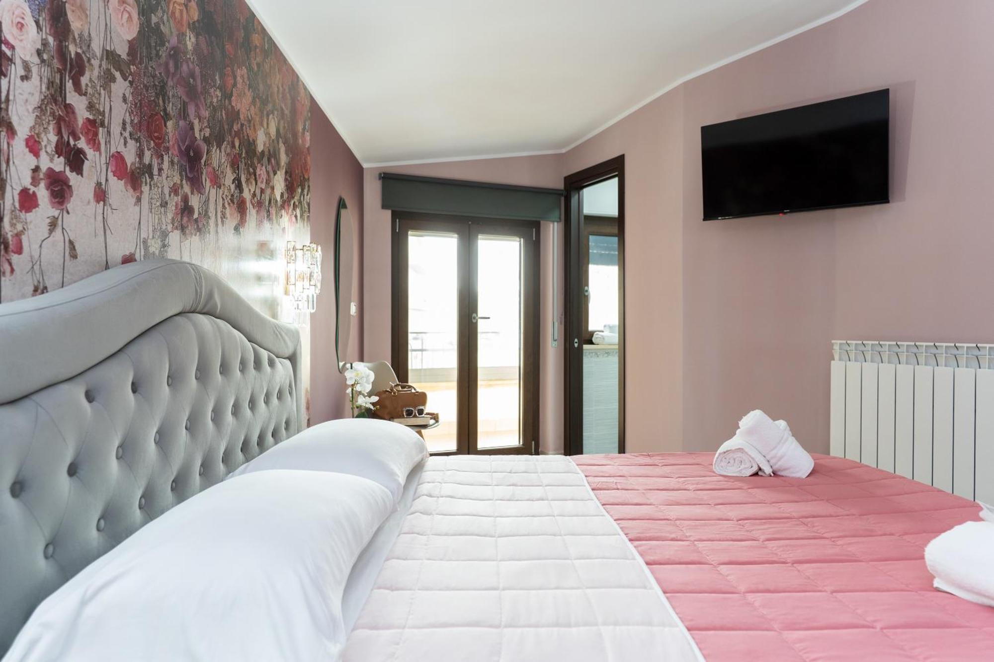 B&B Golden House & Spa Rose Экстерьер фото